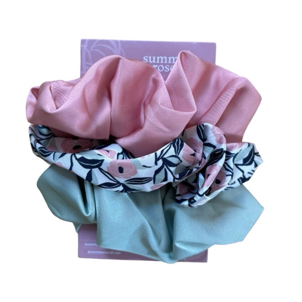 Summer & Rose scrunchy set silk feel material smooth flower pattern scrunchie